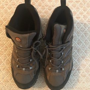 Women’s Moab 2 Merrell Hiking Boots Mid Waterproof